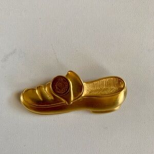Trifari Gold Metal Shoe Brooch Pin Signed Fashion Jewelry